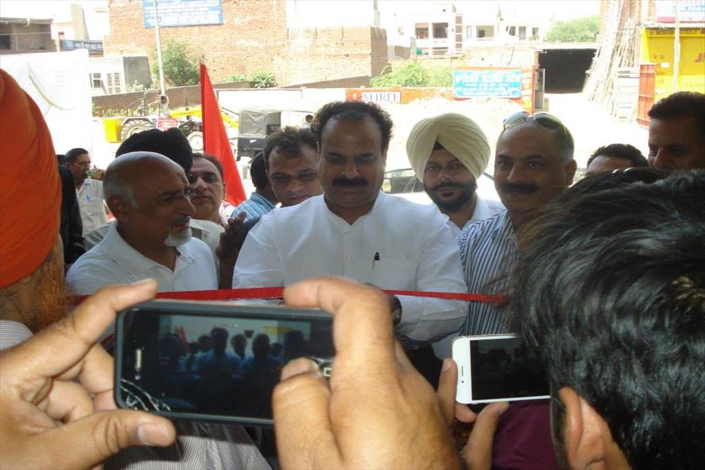 BHATINDA CARKING SHOWROOM OPENING