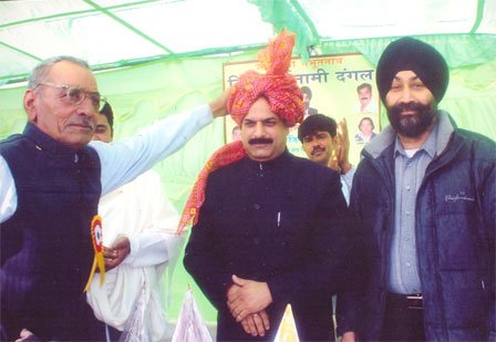 RESLING FROM (HR)2010