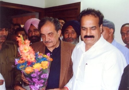 National president J.S.Nayol welcomed to delhi parbhari chaudhary birender singh