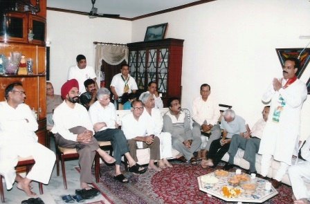 J.s Nayol addressing a meeting of RWA members during elections in 2007